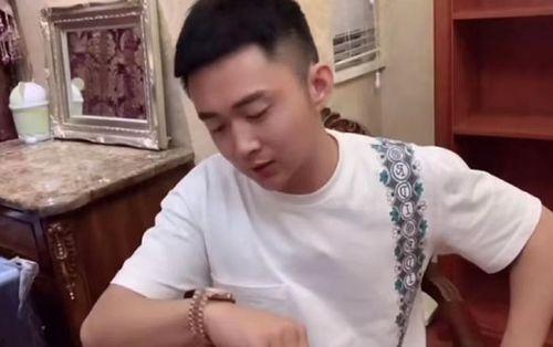 网红浩南,从街头小贩到网络红人的逆袭之路