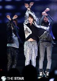 组合酷照片,捕捉青春瞬间，记录美好回忆